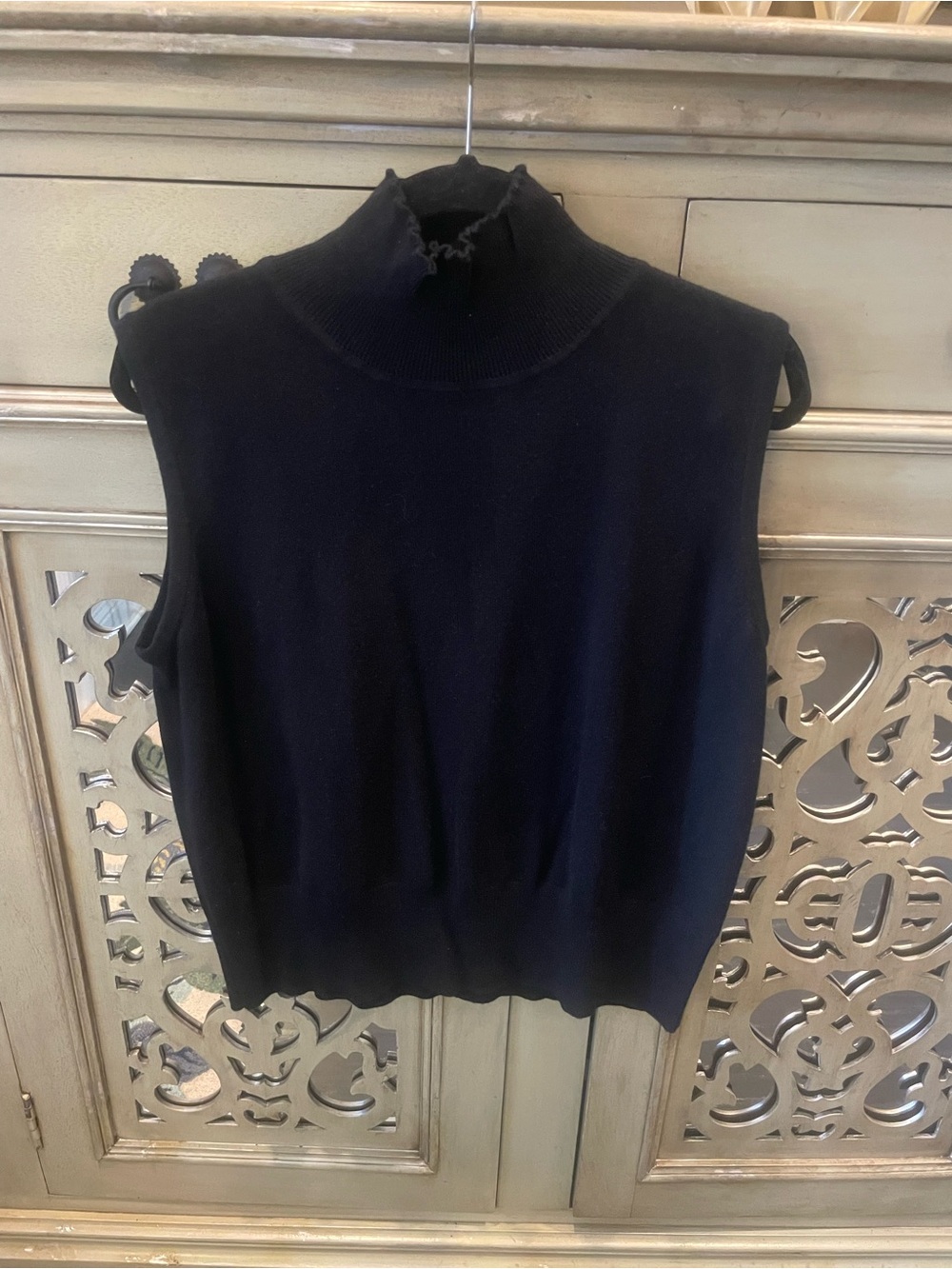 St. John Black Sleeveless Turtleneck Sweater Vest